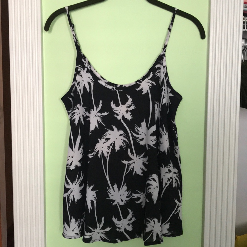 Palm Tree Tank